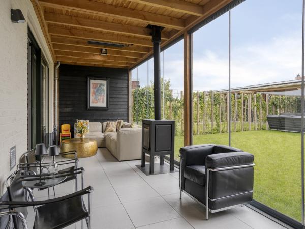 Villa photo 5