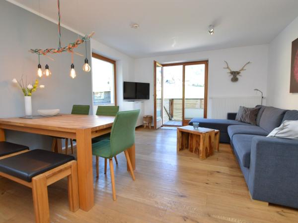 Villa photo 2