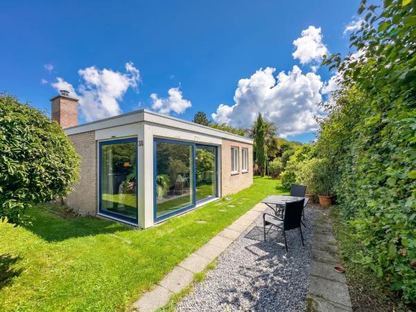 Villa photo 2