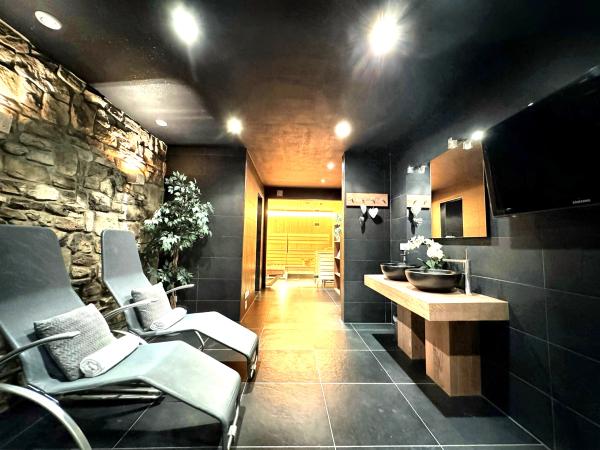 Villa photo 2