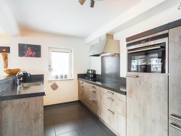 Villa photo 4
