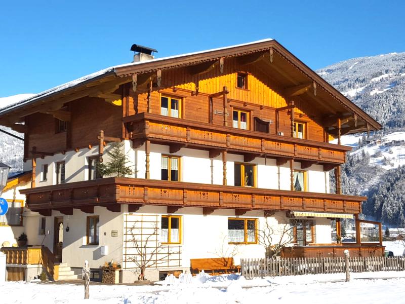 Mooi appartement met balkon en skiberging