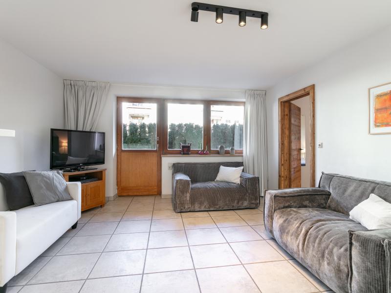 Villa photo 3