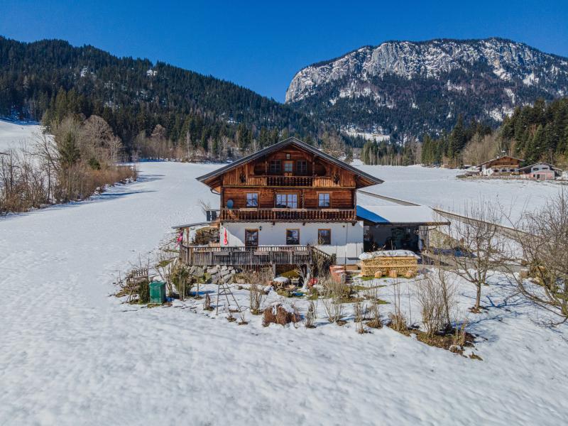 Vakantiewoning met balkon tegenover de skilift