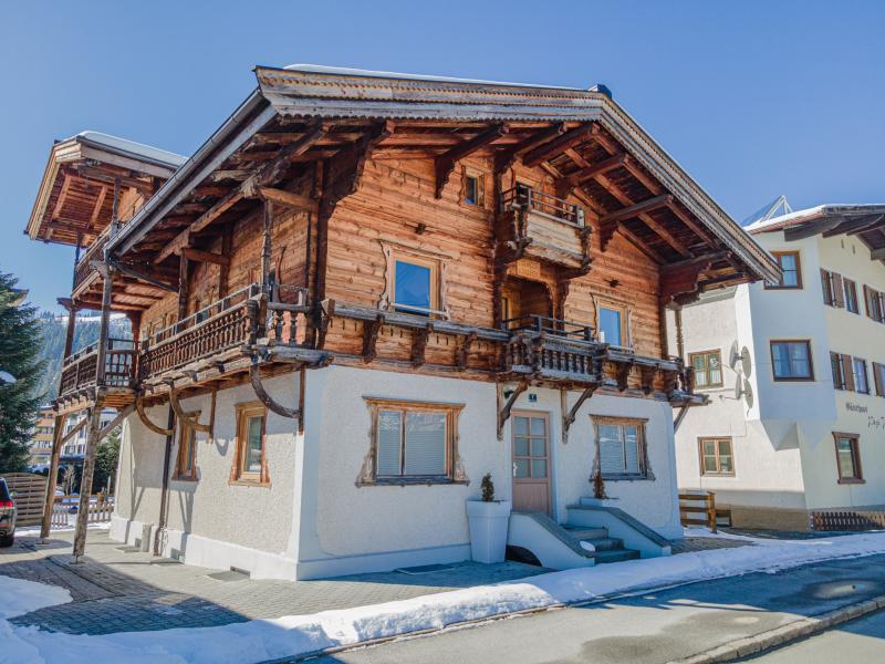 Unique group chalet with central location in Kirchberg