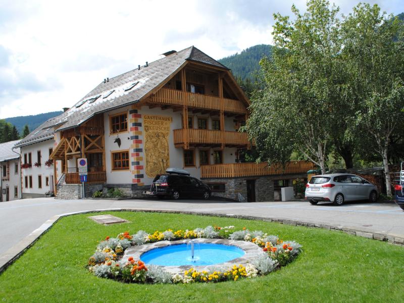 Spacious and luxurious holiday home in Mauterndorf