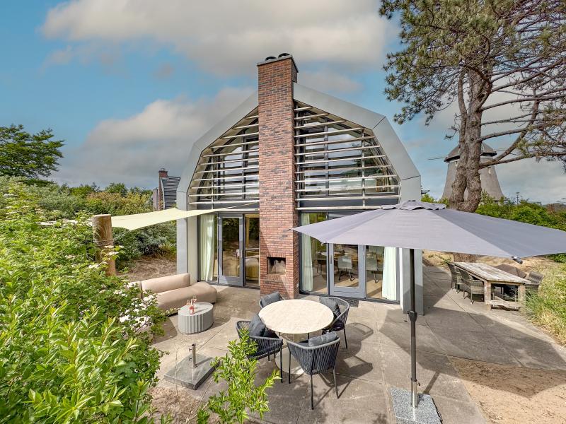 Luxe woning met tuin en sauna nabij het strand