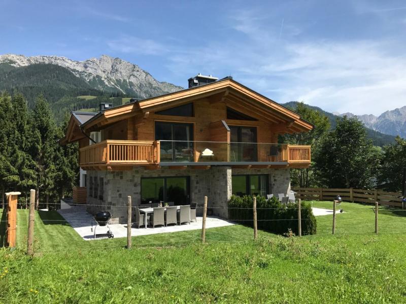 Exclusive chalet with wellness and stunning views