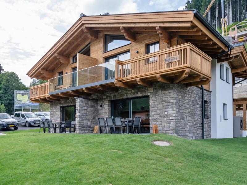 Chalet with sauna near centre and ski lift