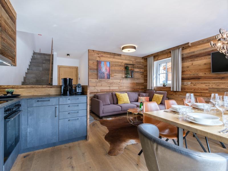Chalet with sauna, 500 metres from ski lift