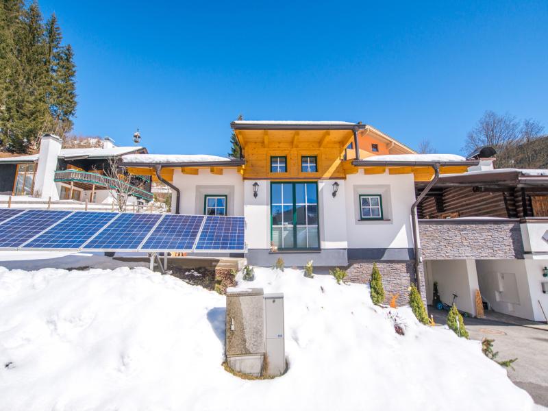 Vrijstaand chalet met eigen carport