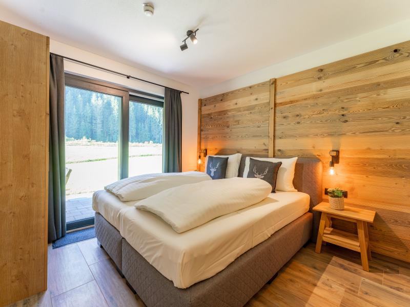 Luxury chalet with private garden and sauna
