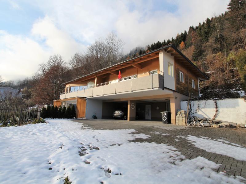 Moderne Wohnung mit Blick über den Ossiacher See