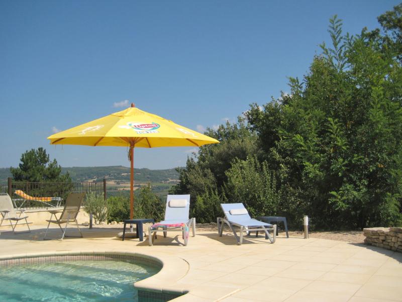 Villa avec vue panoramique et piscine privée

