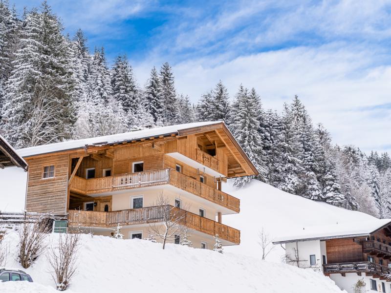 Appartement met ski- en fietsenberging