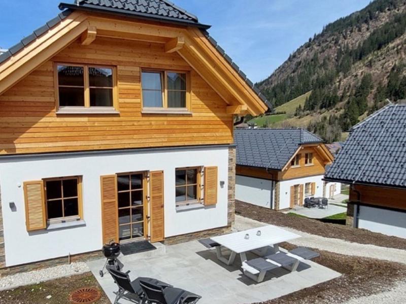 Chalet mit Sauna in der Nähe des Skilifts