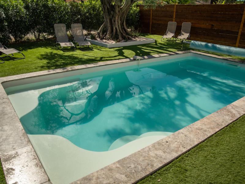 Moderne villa met airco en privézwembad