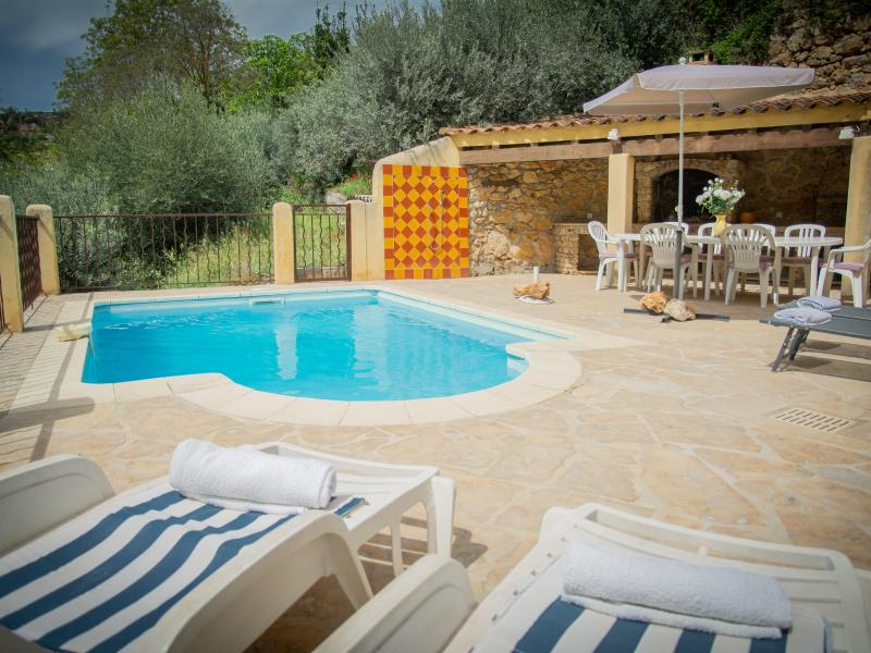 Provencal villa with private pool, near Cotignac