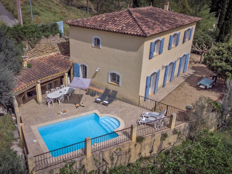 Villa provençale avec piscine privée à Cotignac