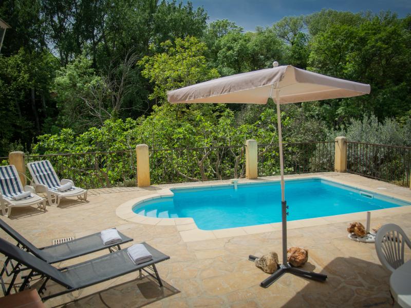 Provençaalse villa met privézwembad nabij Cotignac
