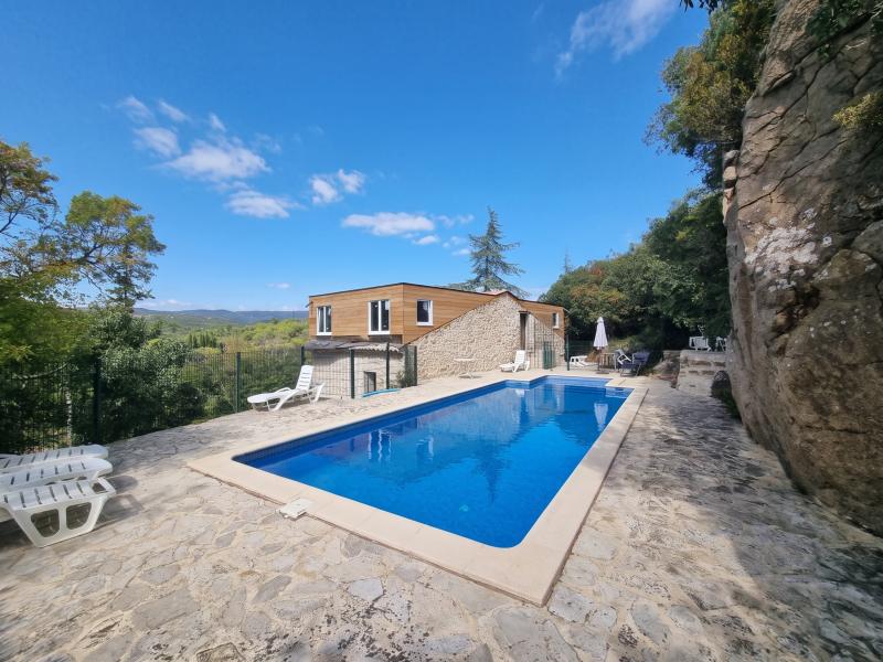Ferienhaus für 12 Gäste mit privatem Pool