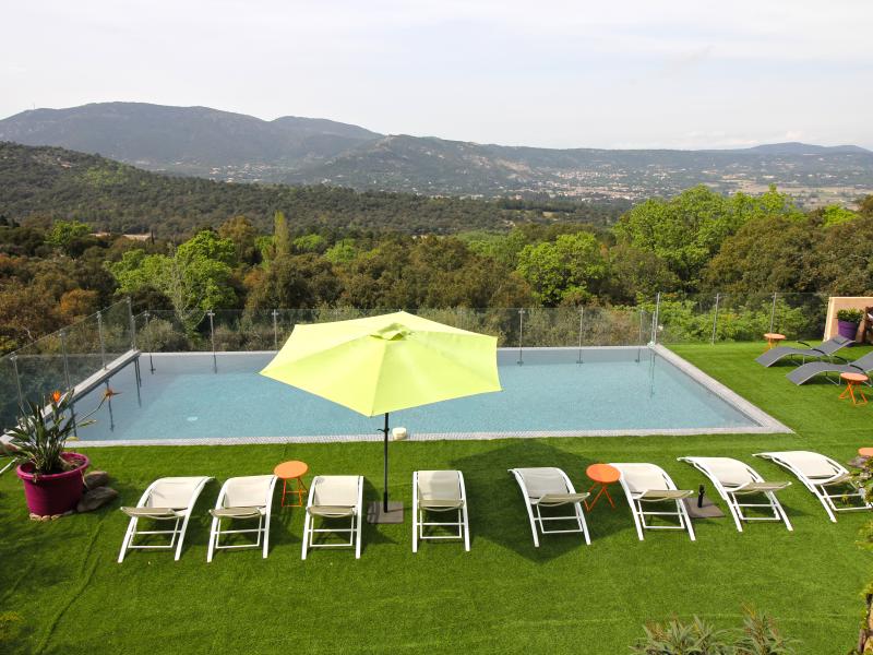 Villa avec piscine privée et vue imprenable