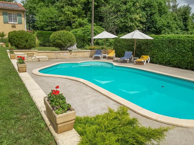 Lovely luxurious gite with large garden and private pool!