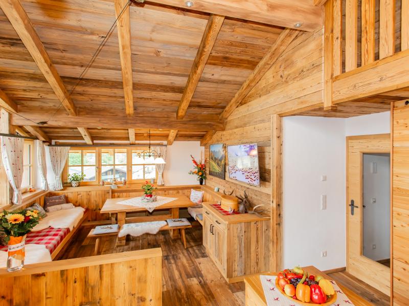 Cosy apartment on farm near ski lift in Lofer