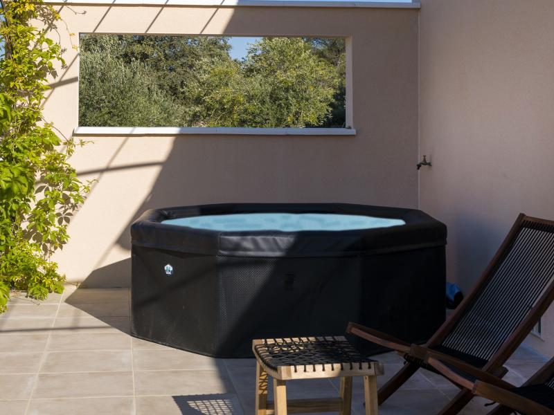 Villa avec climatisation et piscine chauffée