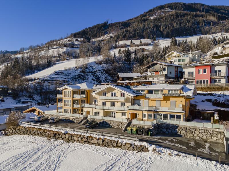 Wohnung mit heller offener Küche mit Aussicht