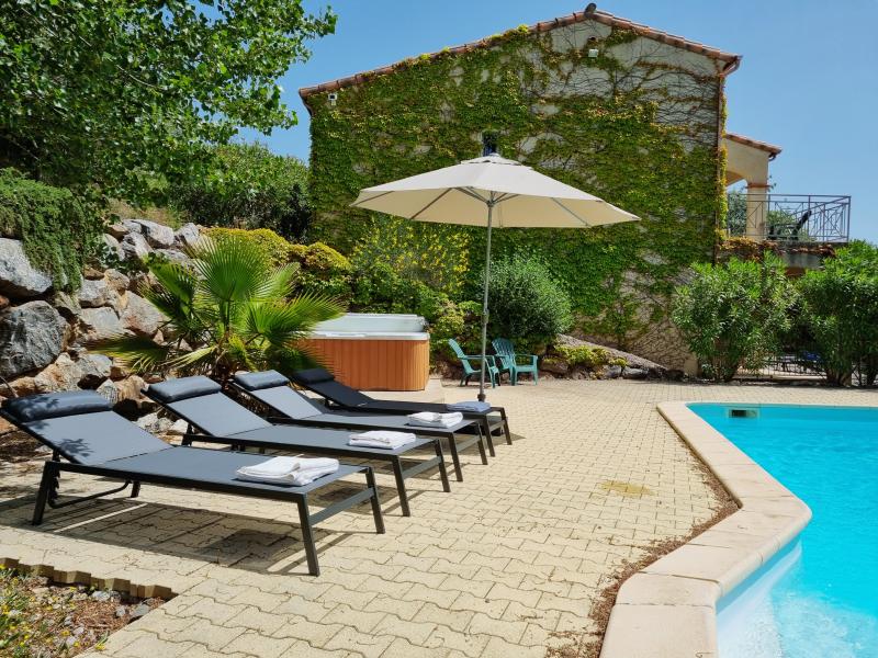 Riante villa met privé zwembad in Caunes