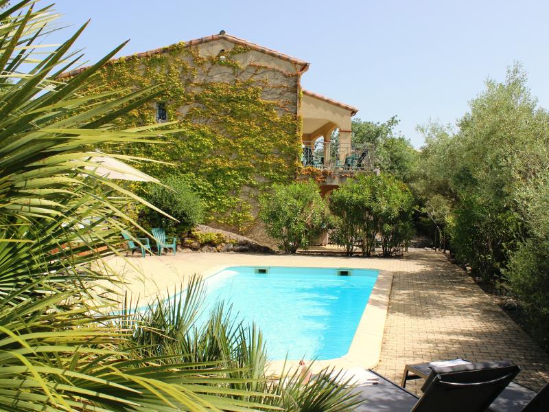 Spacious villa with private pool in Caunes