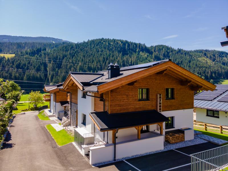 Modern chalet met grenen sauna bij de skilift