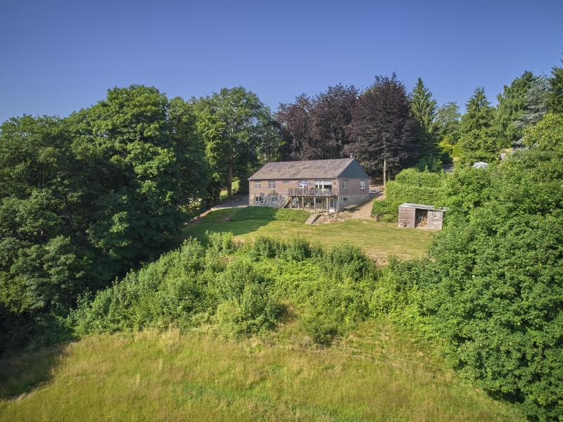 Schönes Landhaus mit Blick auf das Tal
