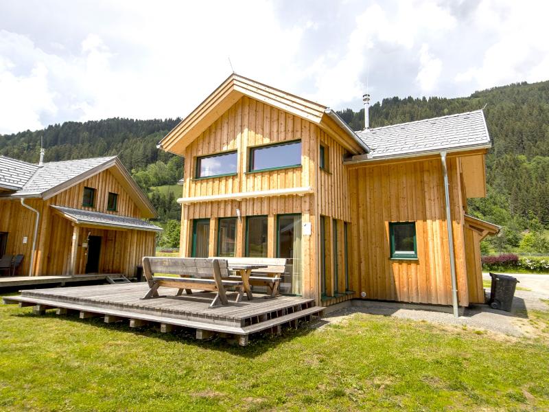 Alpine chalet with infrared sauna and whirlpool
