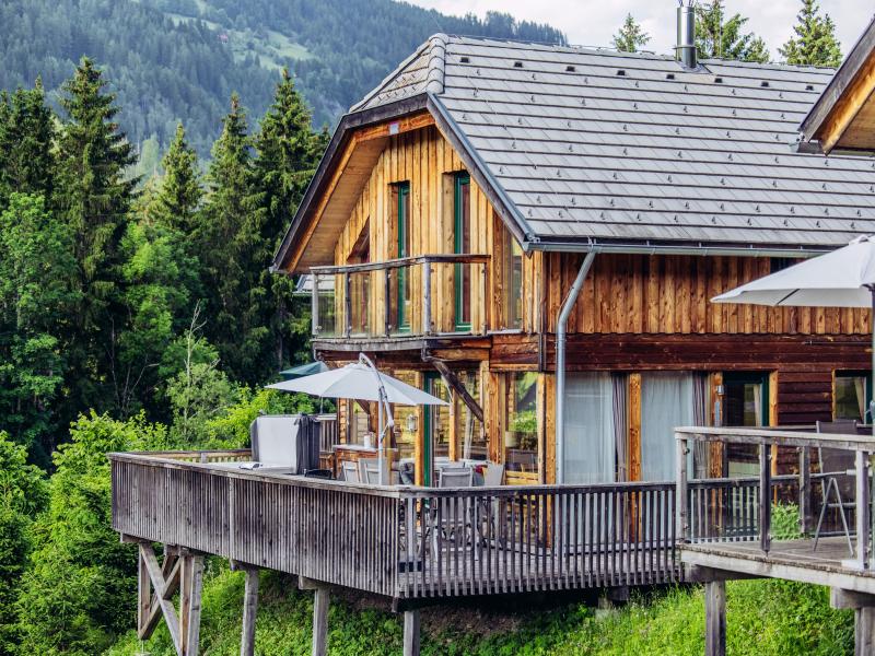 Alpine house with fantastic view and whirlpool