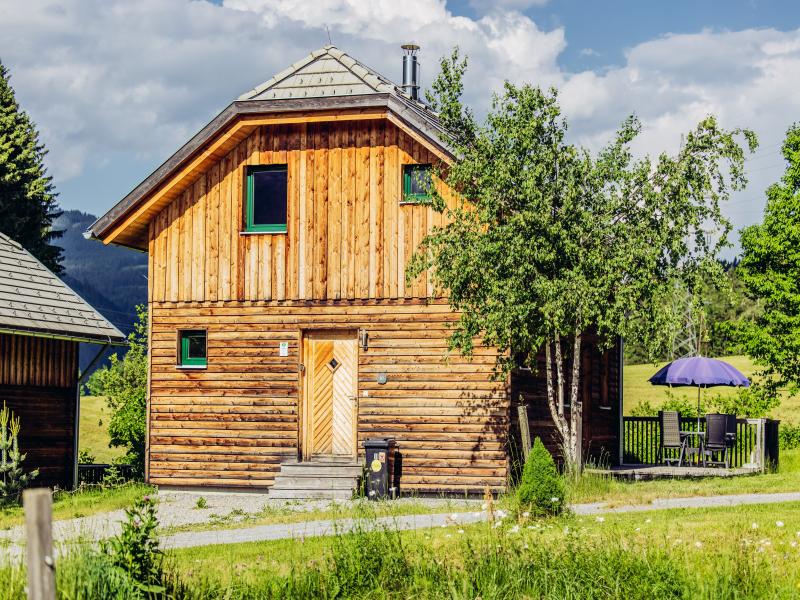 Alpenhuis met sauna en gezellige wintertuin