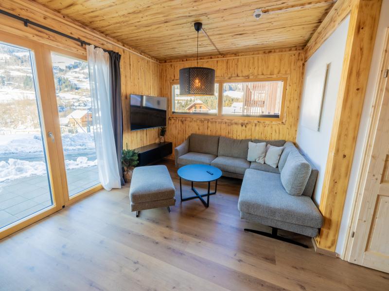 Chalet mit Sauna und Whirlpool anbei Skigebiet