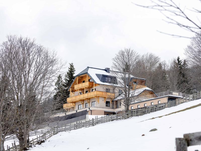 Schöne Wohnung mit Schwimmbad