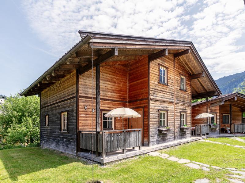 Mooie halfvrijstaande woning, 1 km van de skilift