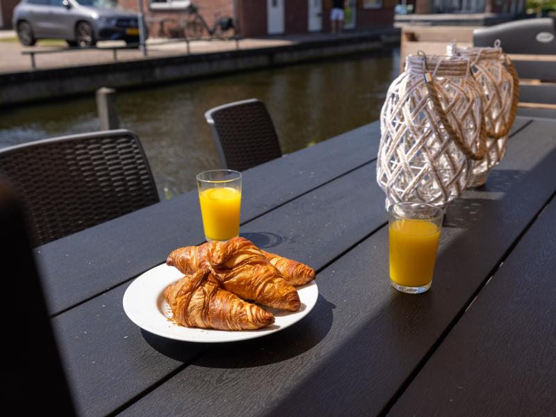 Directement sur l'eau, entre Alkmaar et Amsterdam

