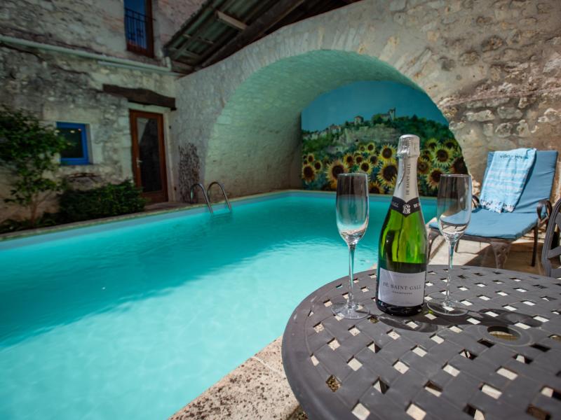 Vakantiehuis met privé zwembad in roquecor (Frankrijk) voor 6 personen