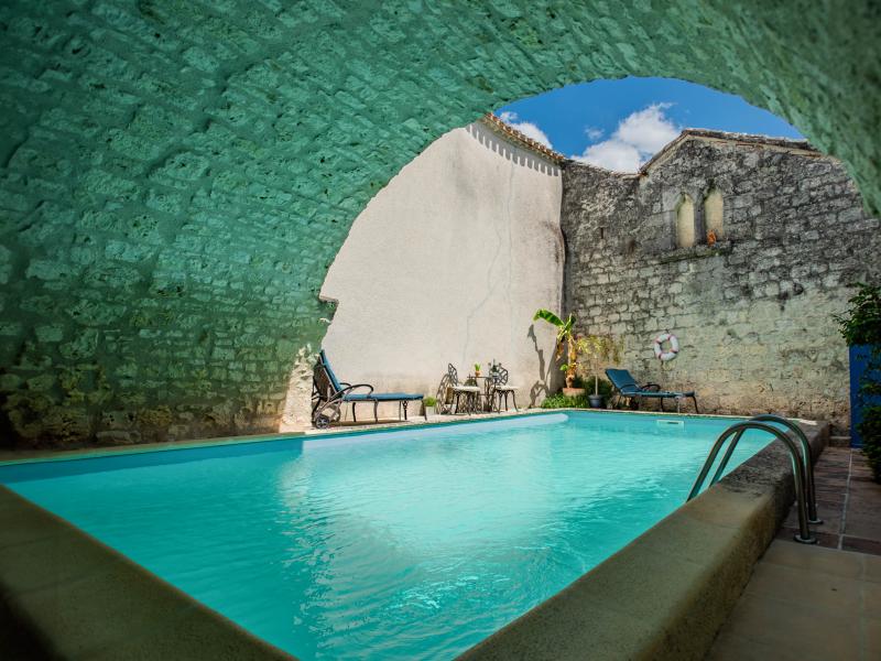 Vakantiehuis met privé zwembad in roquecor (Frankrijk) voor 6 personen