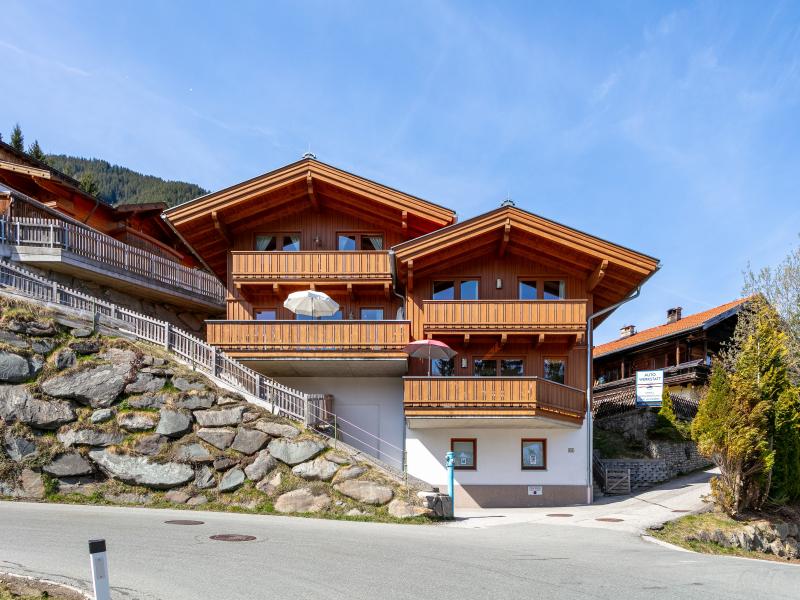 Luxurious chalet with nice view on Zillertal