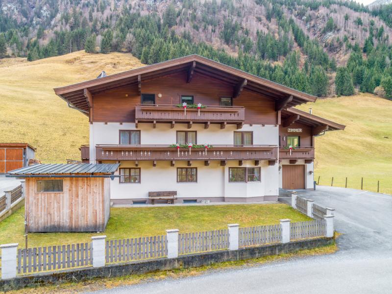 Appartement met veel ruimte in en om het huis