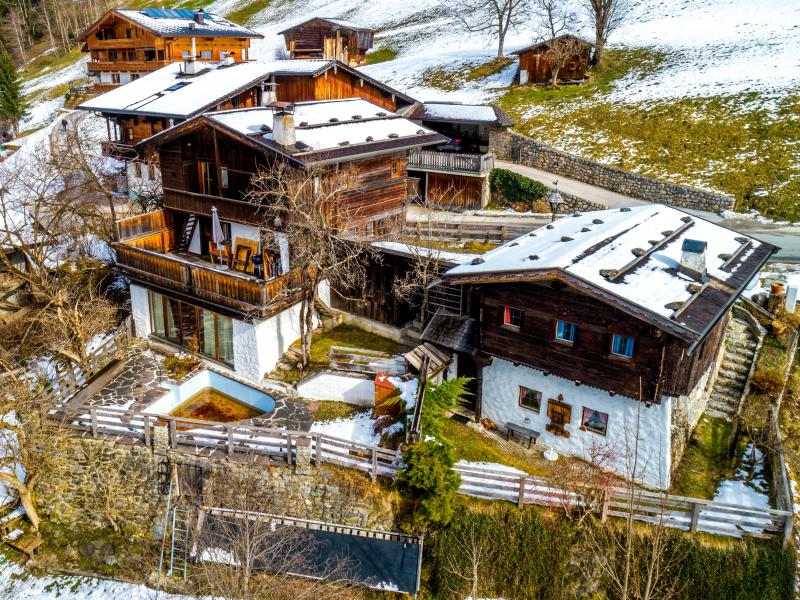 Chalet bij de rivier op 1 km van de skilift