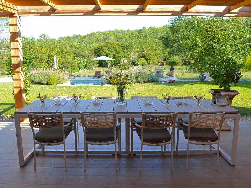 Villa de luxe avec beau jardin et piscine privée