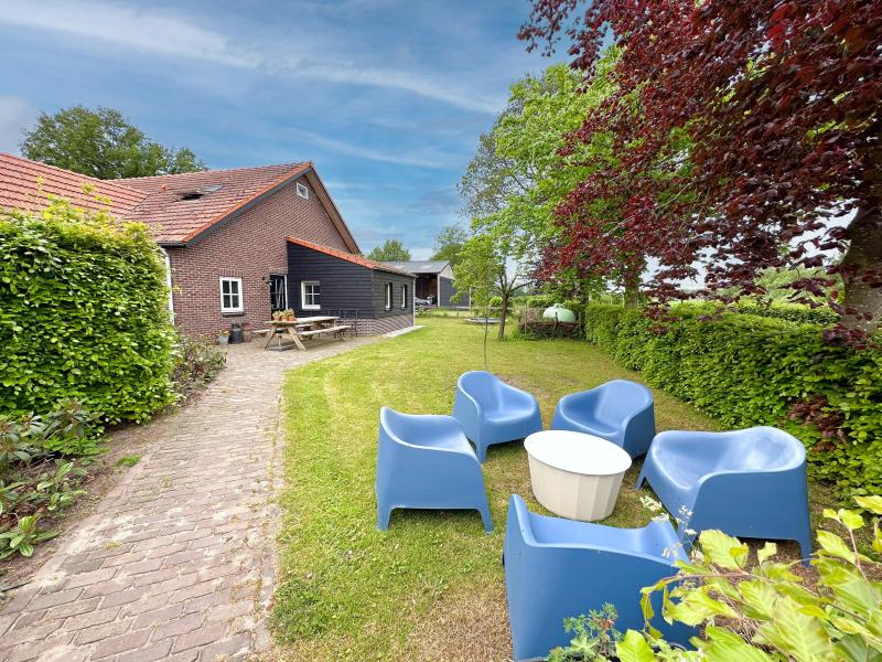 Landelijk gelegen woning met 2 badkamers en tuin