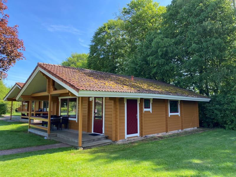 Chalet on park with indoor and outdoor pool
