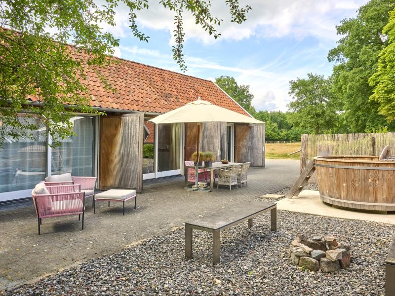 Landelijk vakantiehuis met hottub